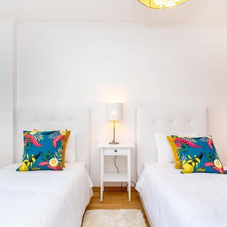 Lxluxhome - Casino Premium Apartment Lizbona Zewnętrze zdjęcie