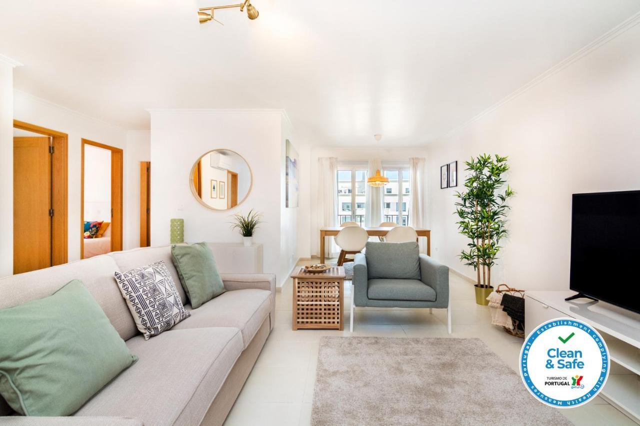 Lxluxhome - Casino Premium Apartment Lizbona Zewnętrze zdjęcie