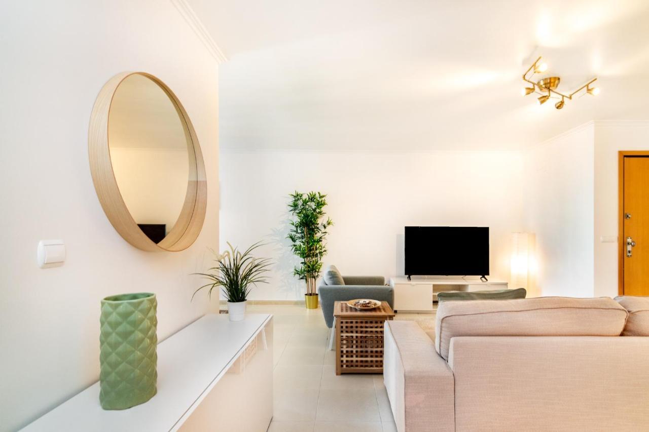 Lxluxhome - Casino Premium Apartment Lizbona Zewnętrze zdjęcie