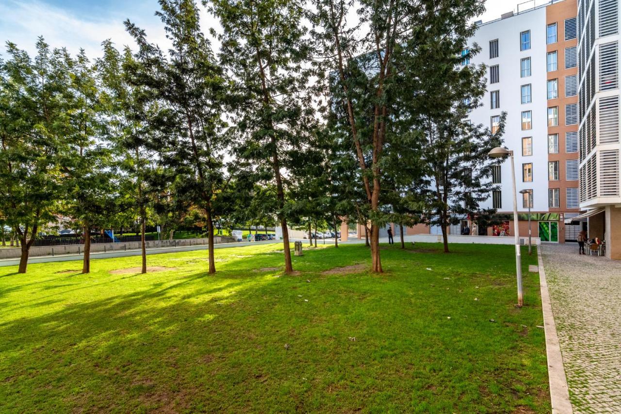 Lxluxhome - Casino Premium Apartment Lizbona Zewnętrze zdjęcie